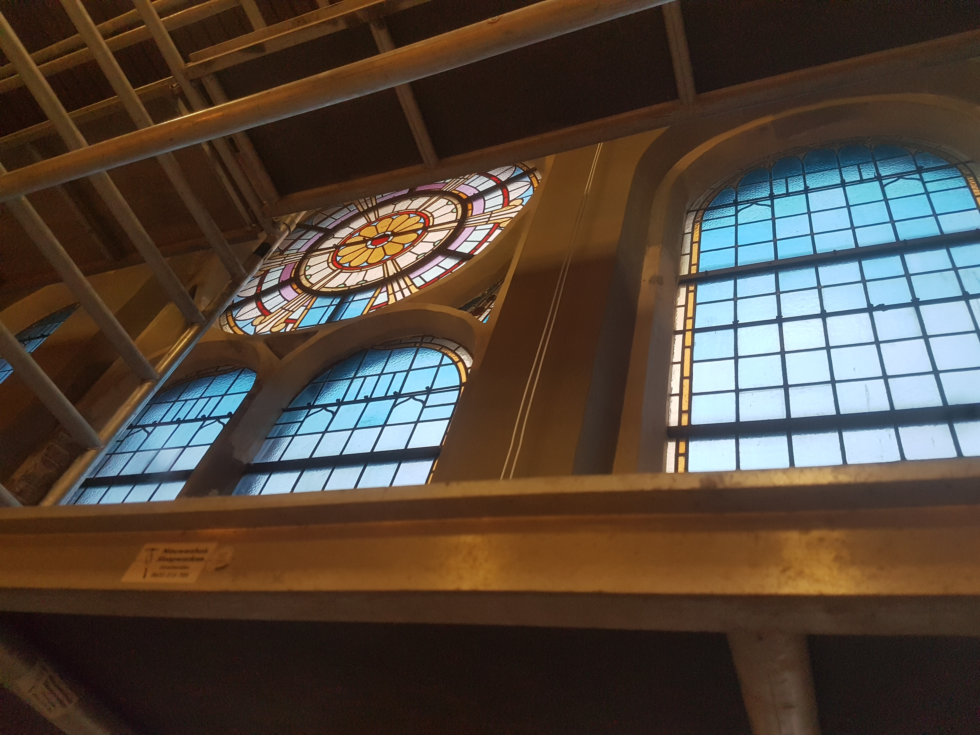 tekening, glazen zaal.